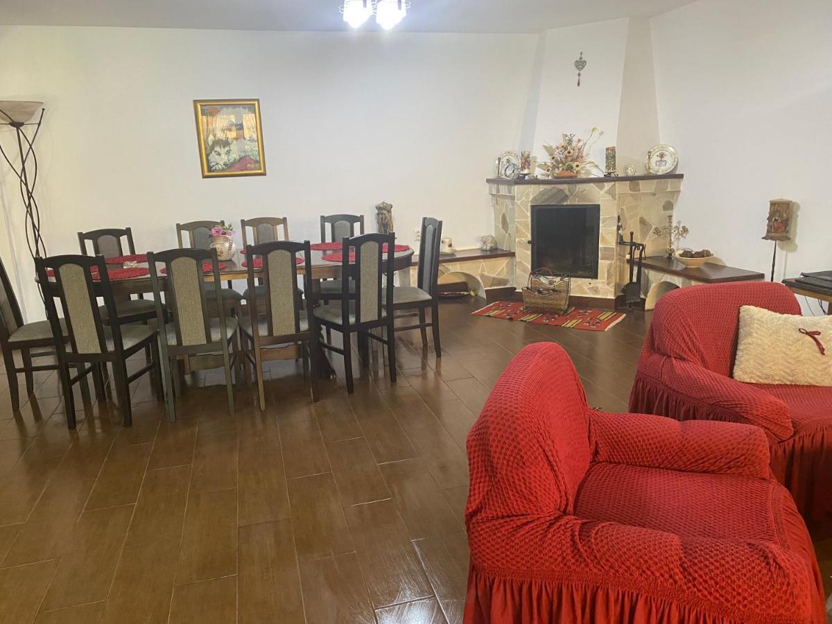 Casa Csiki Villa Rîşnov Buitenkant foto