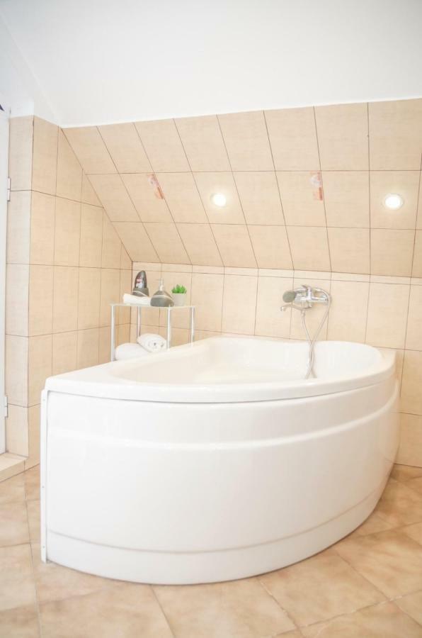 Casa Csiki Villa Rîşnov Buitenkant foto