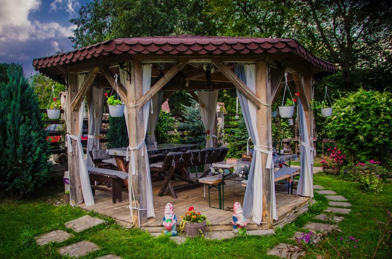 Casa Csiki Villa Rîşnov Buitenkant foto