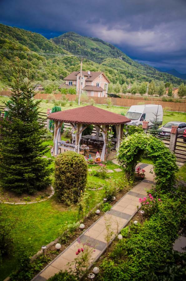 Casa Csiki Villa Rîşnov Buitenkant foto