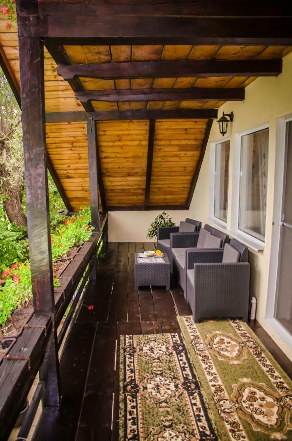 Casa Csiki Villa Rîşnov Buitenkant foto
