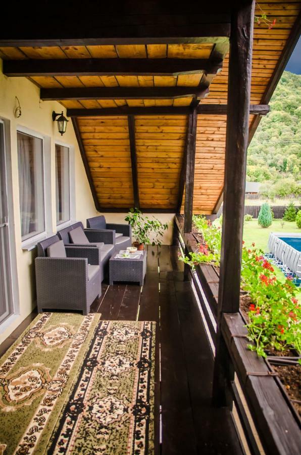 Casa Csiki Villa Rîşnov Buitenkant foto