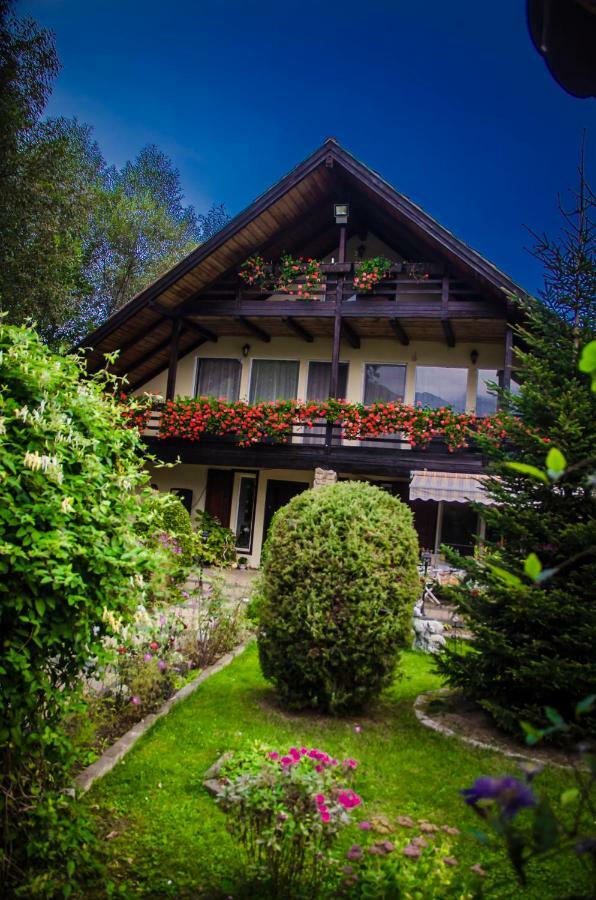 Casa Csiki Villa Rîşnov Buitenkant foto